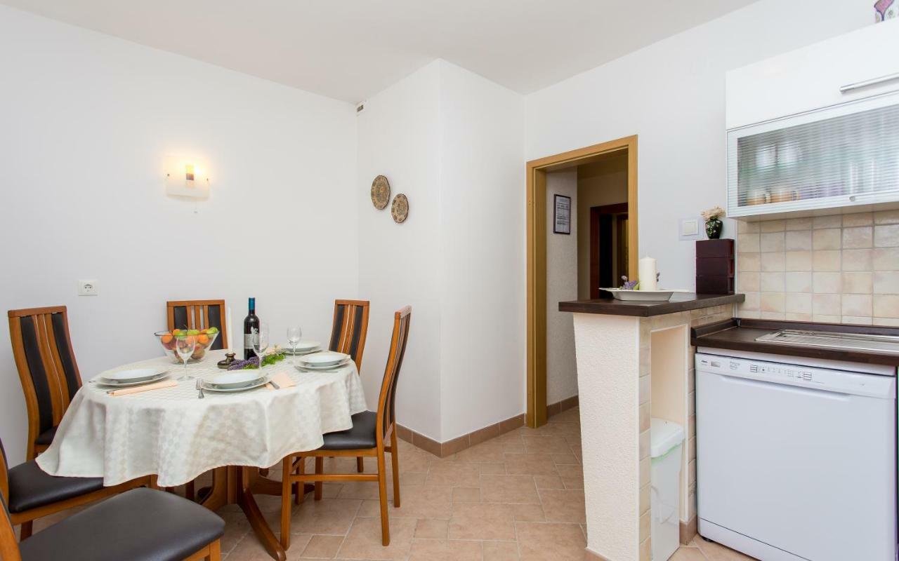 Maledi Apartment *
